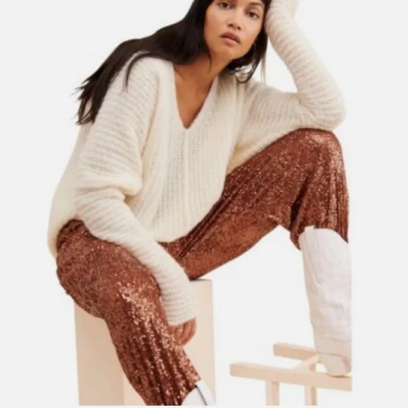 Free People Morelia Sequin Joggers Women’s SZ Medium in Metallic Bronze - Picture 2 of 8